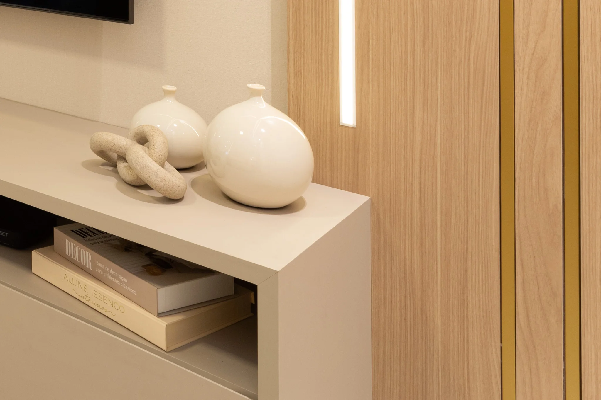 Alline Iesenco Design de Interiores