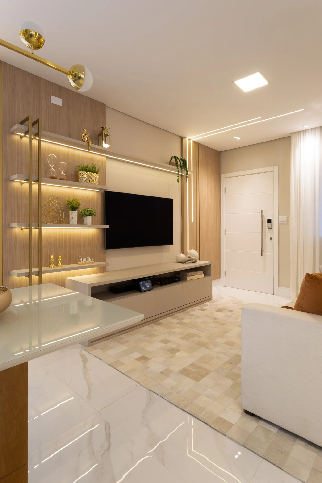 Alline Iesenco Design de Interiores