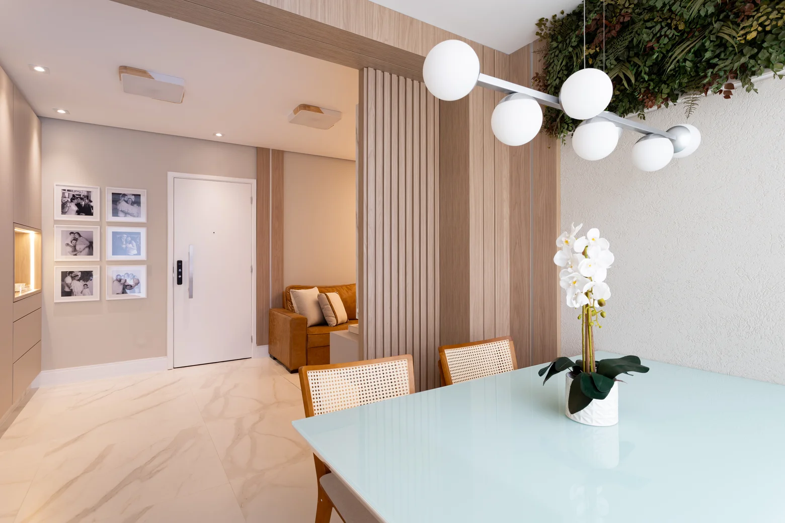 Alline Iesenco Design de Interiores