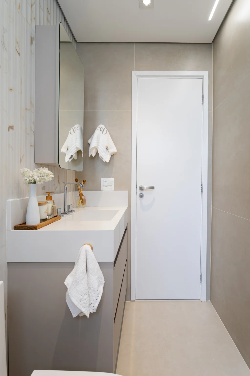 Alline Iesenco Design de Interiores