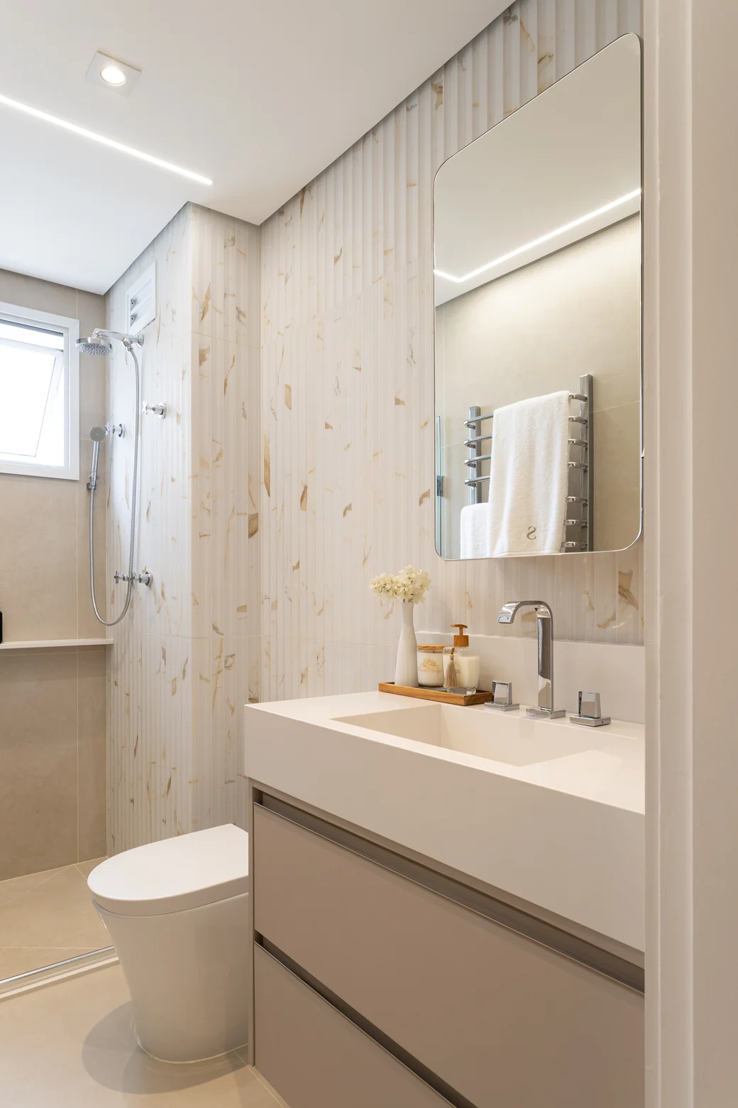 Alline Iesenco Design de Interiores