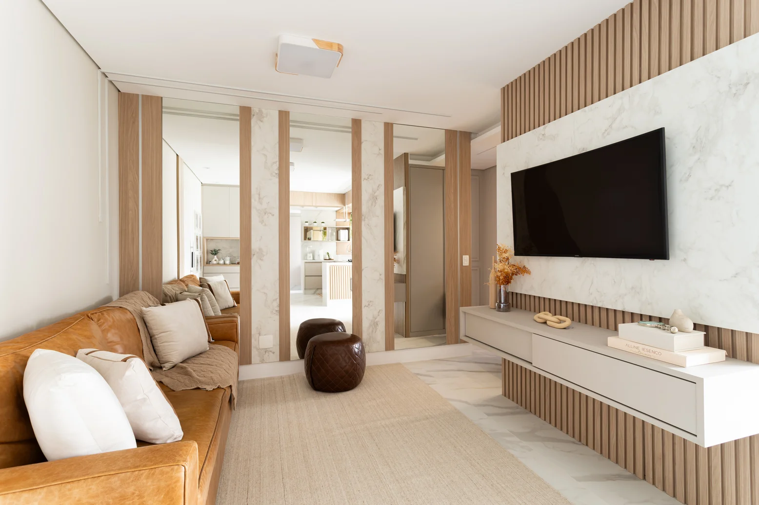 Alline Iesenco Design de Interiores